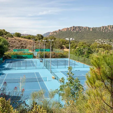 Le Village - E1 121 By Interhome Appartement Saint-Raphaël