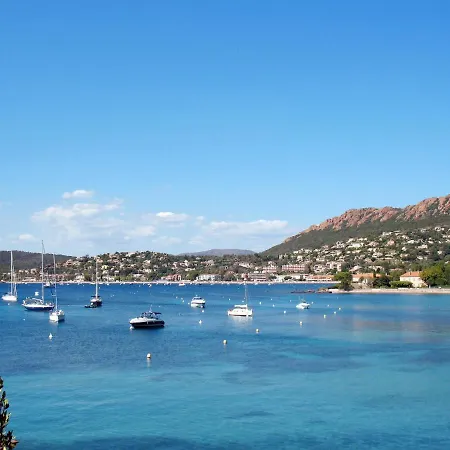 Appartement Le Village - E1 121 By Interhome Saint-Raphaël