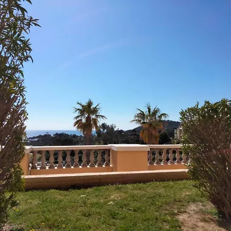 Le Village - E1 121 By Interhome * Saint-Raphaël