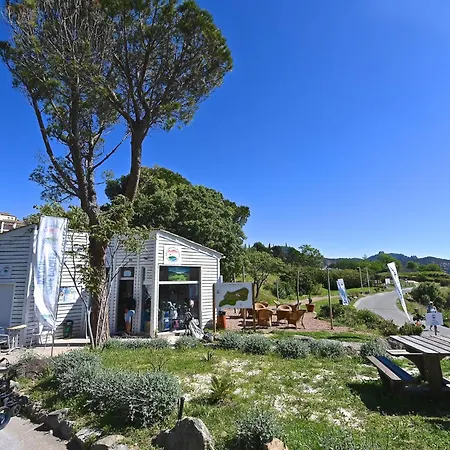 アパート Le Village - E1 121 By Interhome