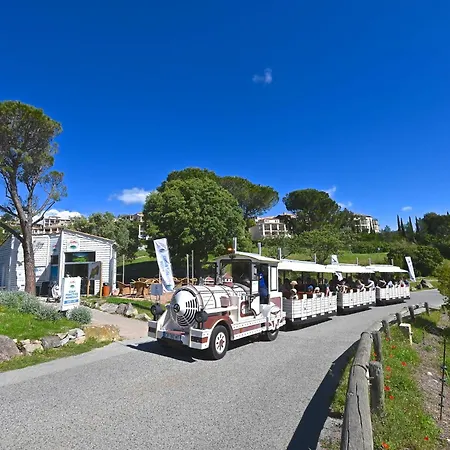 Le Village - E1 121 By Interhome *