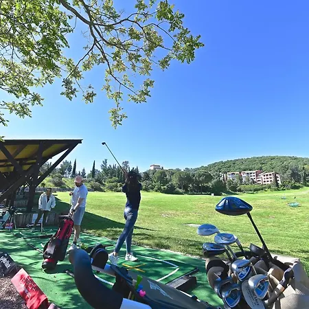 Le Village - E1 121 By Interhome Апартаменты *